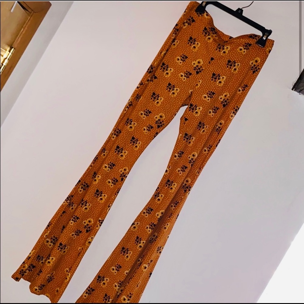 🌻Orange floral bell bottoms flare stretchy pants